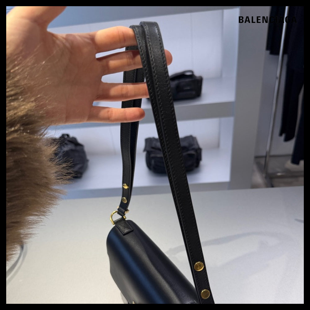 ★Balenciaga アウトレット セール ★Bel Air Flap Bag XS