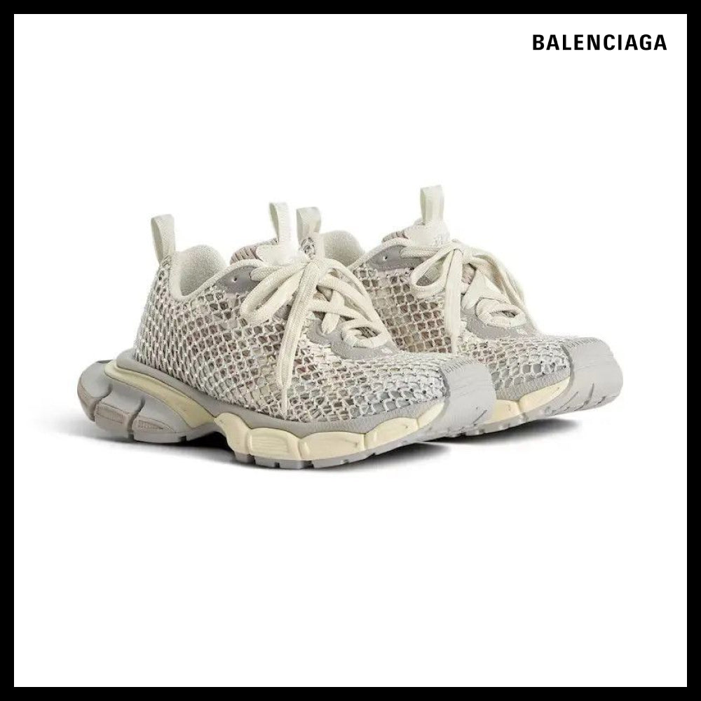 【BALENCIAGA】Circuit Sneakers Beige