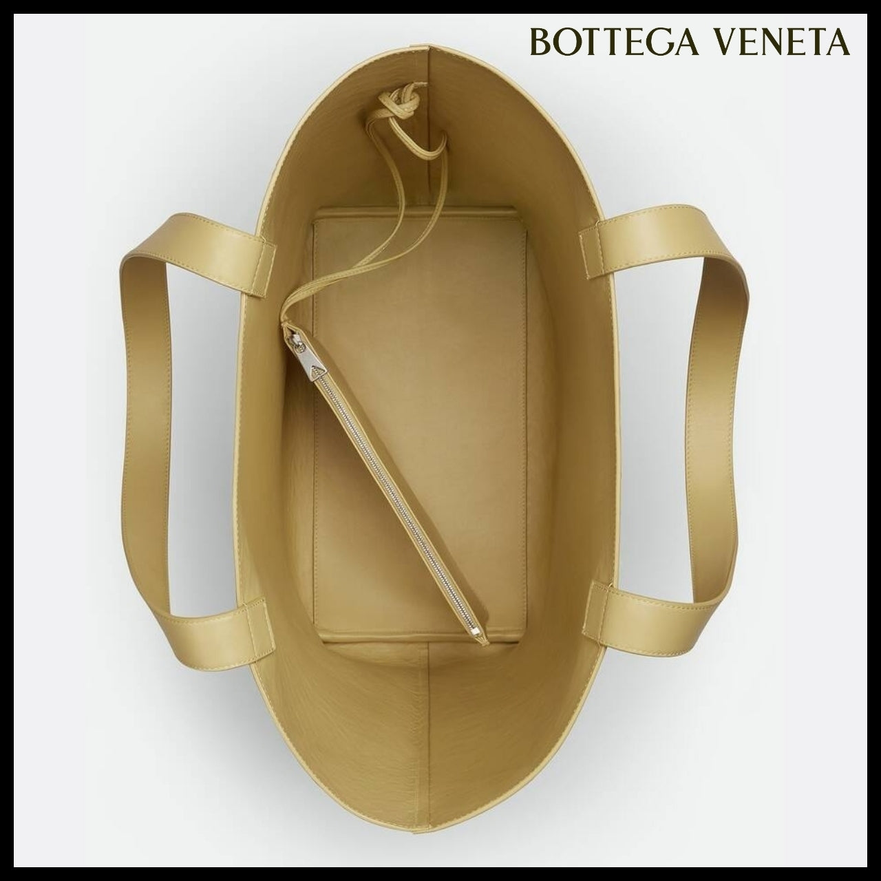 【BOTTEGA VENETA】LARGE INTRECCIATO NORTH-SOUTH TOTE TAPIOCA
