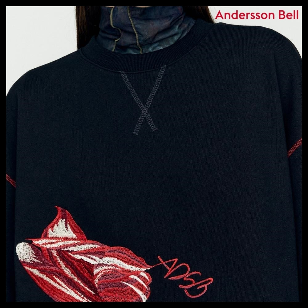 【ANDERSSON BELL】Essential ADSB Floor Sweatshirt Black