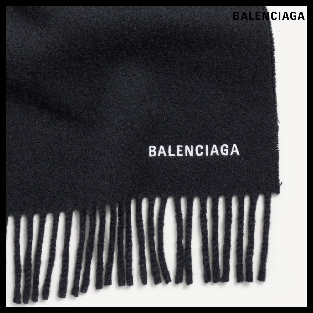 【BALENCIAGA】Hooded Scarf Black