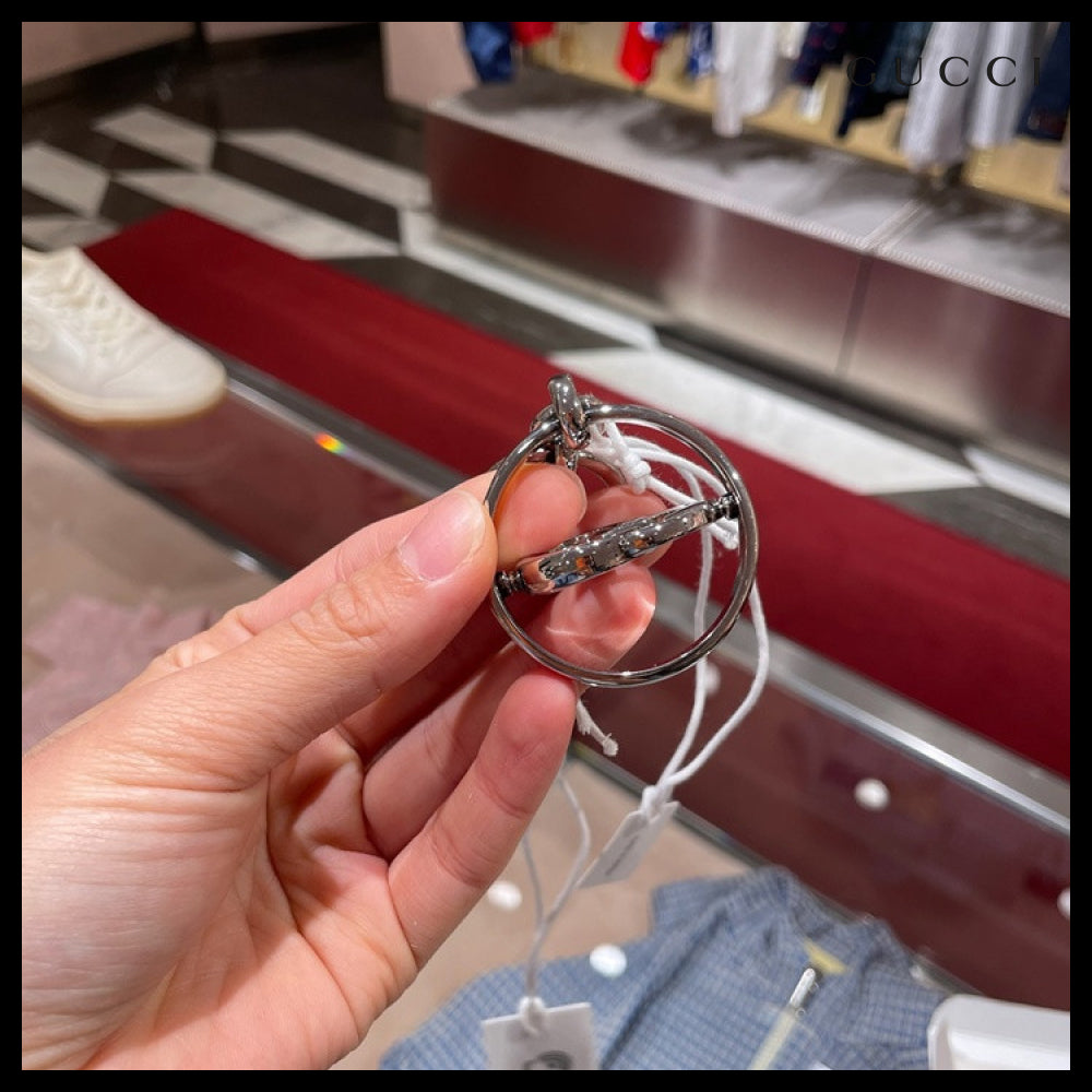【GUCCI】GG Marmont Metal Keychain Silver