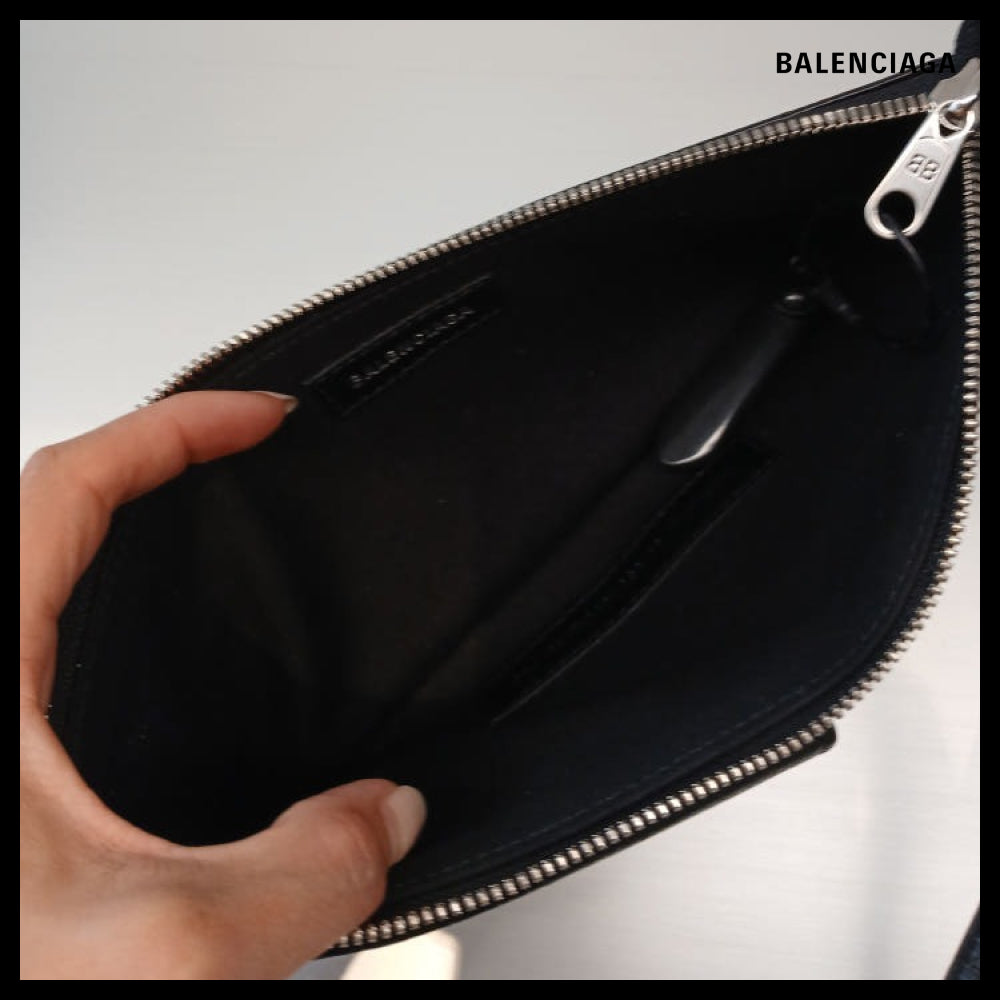 【BALENCIAGA】Superbusy Shoulder Pouch Black
