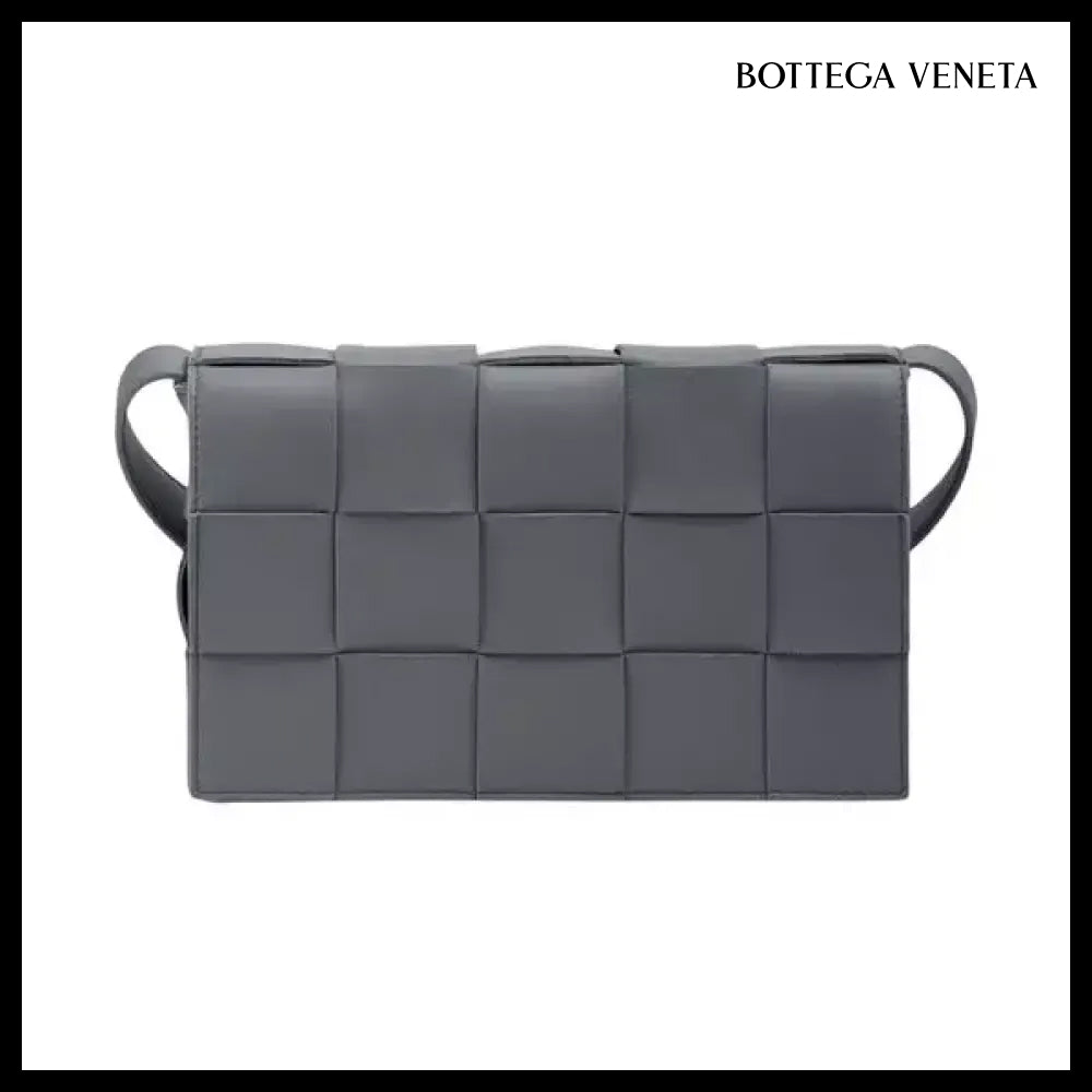 【BOTTEGA VENETA】Cassette Bag