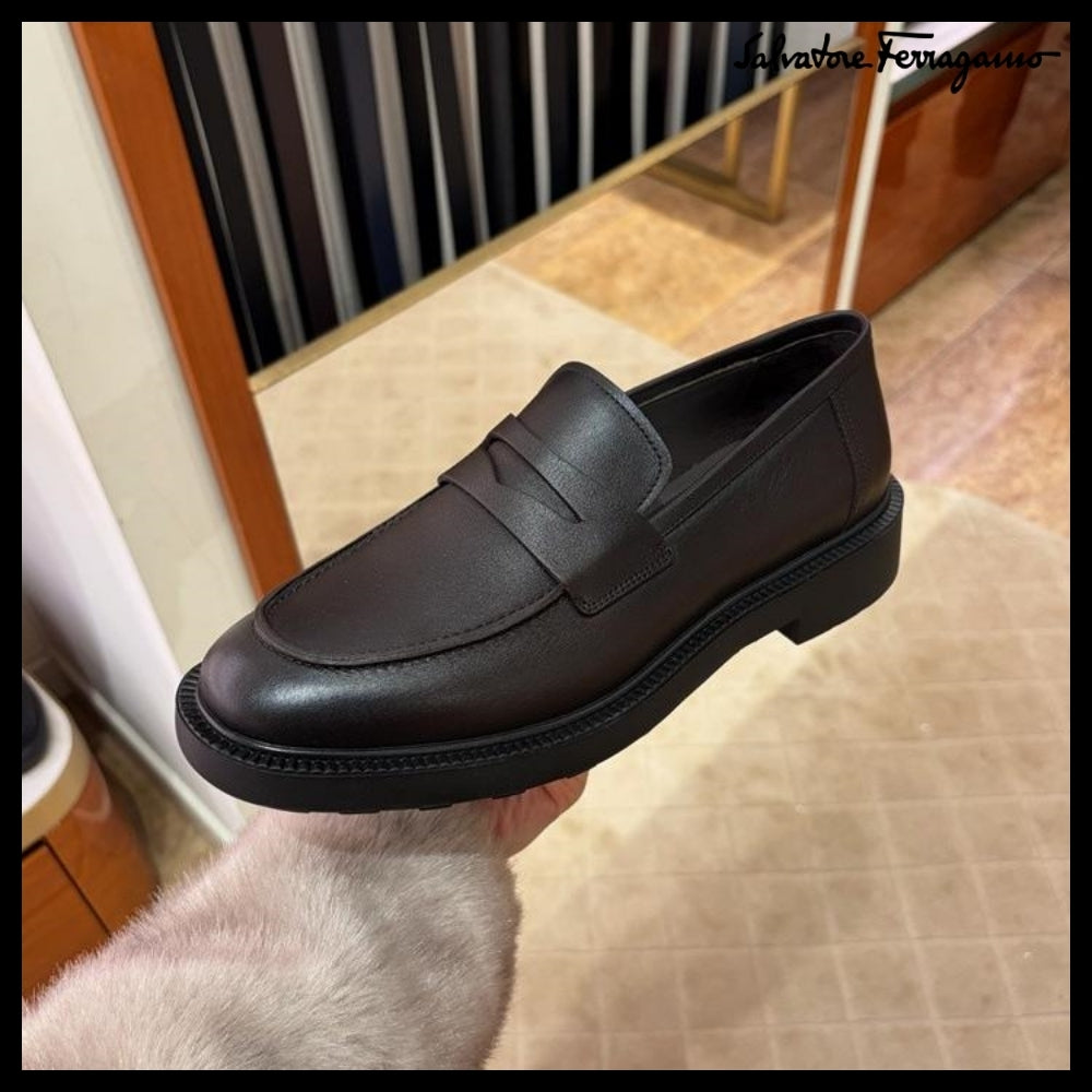 【FERRAGAMO】GROUND LEATHER PENNY LOAFERS DARK BROWN