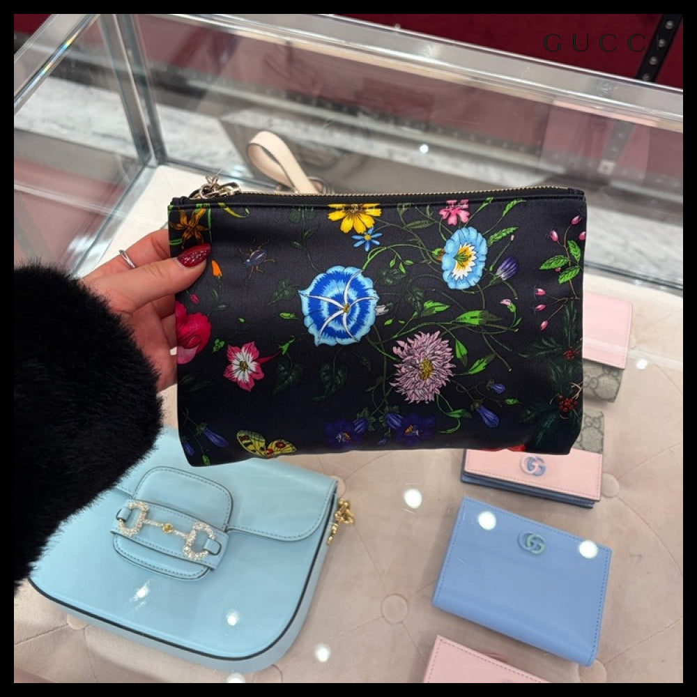 【GUCCI】GG Marmont Flora Print Small Pouch Black Multi