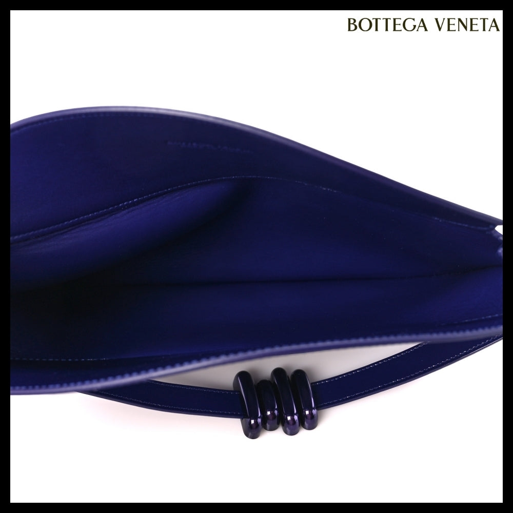 【BOTTEGA VENETA】Patent S Metal Loops Shoulder Bag Unicorn