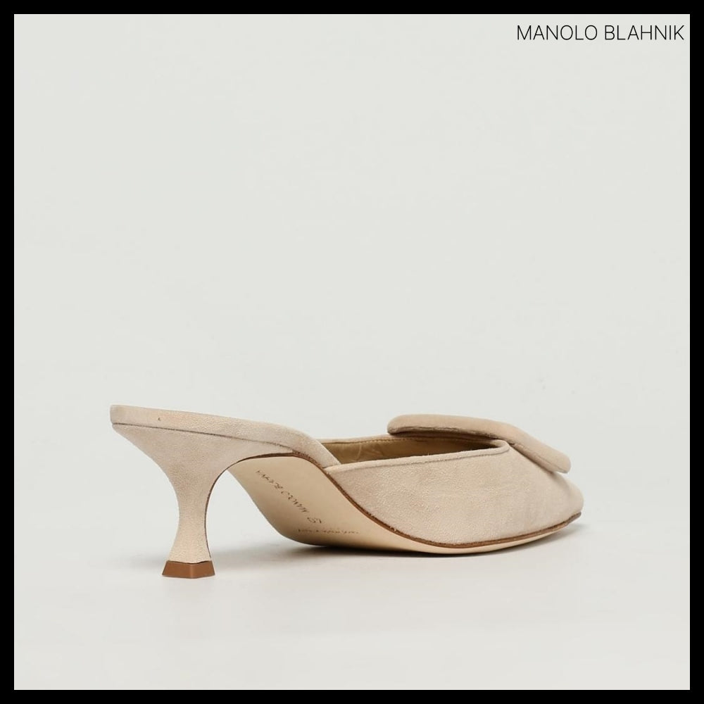 【Manolo Blahnik】HANGISI Satin Pumps