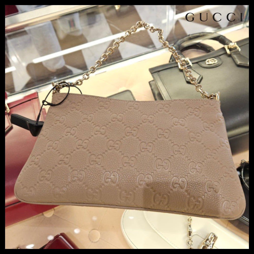 【GUCCI】GG emblem Briony calf leather shoulder bag rocky