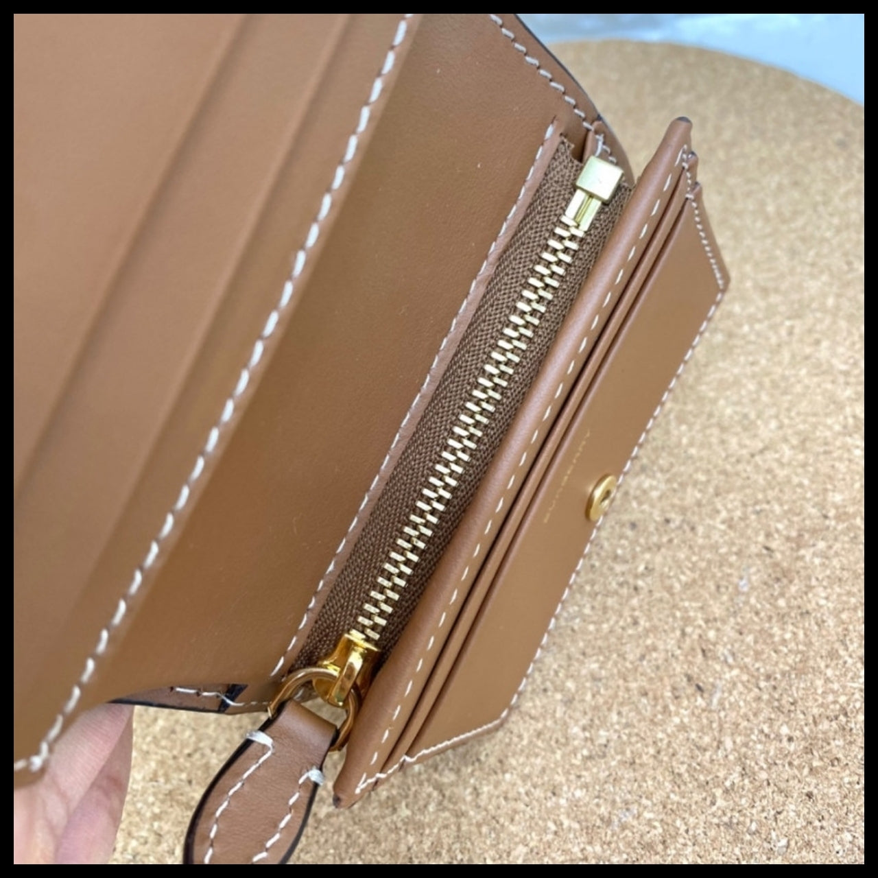 【BURBERRY】Circle Logo Check Coin Pocket Flap Wallet