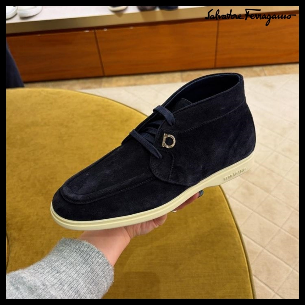 【FERRAGAMO】CERVIA GANCINI LOGO SUEDE LOAFERS NAVY