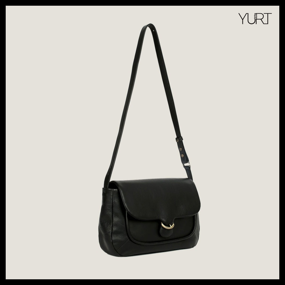 【YURT】Courrier Shoulder Bag YB322 Black