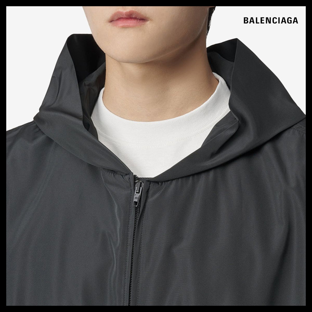 【BALENCIAGA】Back Logo Print Hooded Jacket Black