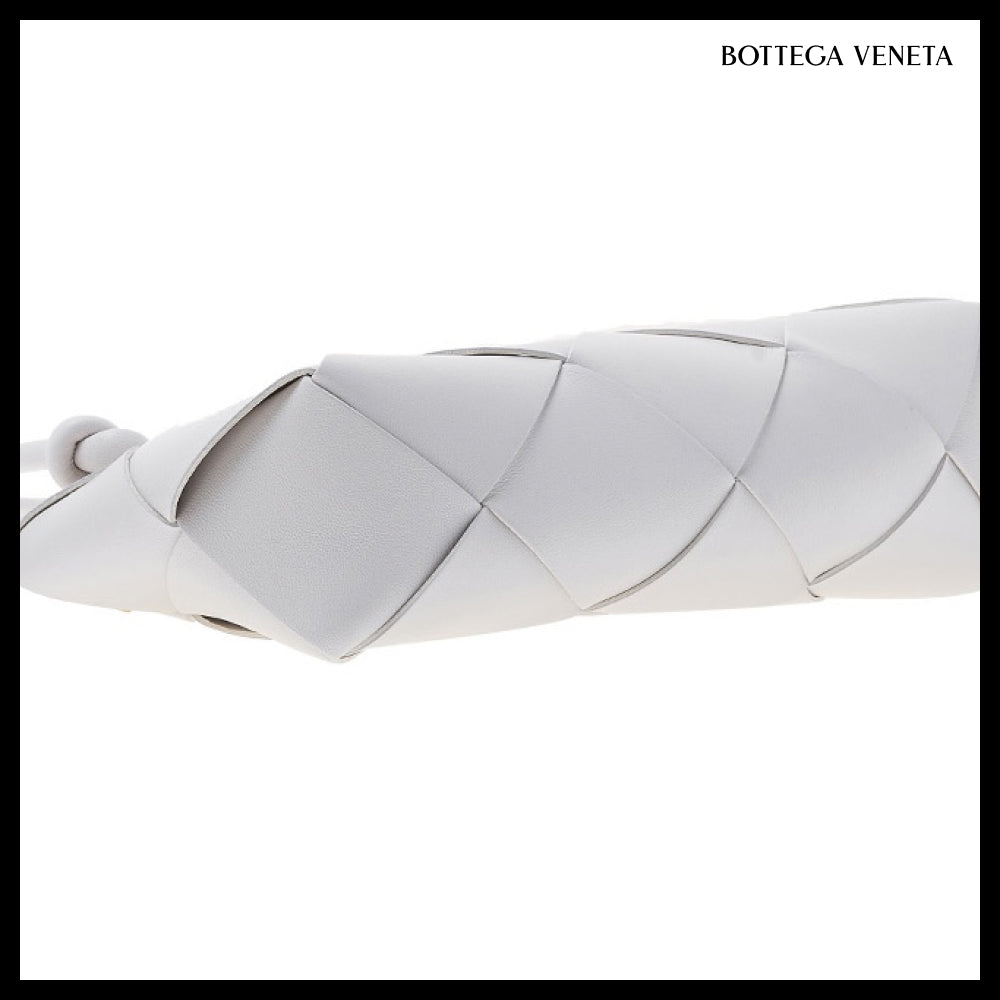 【Bottega Veneta】Women's Intrecciato Baguette Shoulder