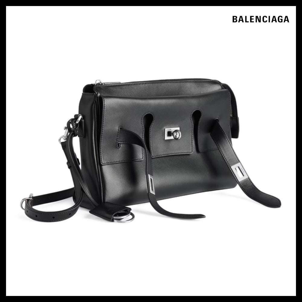 ★BALENCIAGAアウトレットセール★ Small Black Crossbody Bag