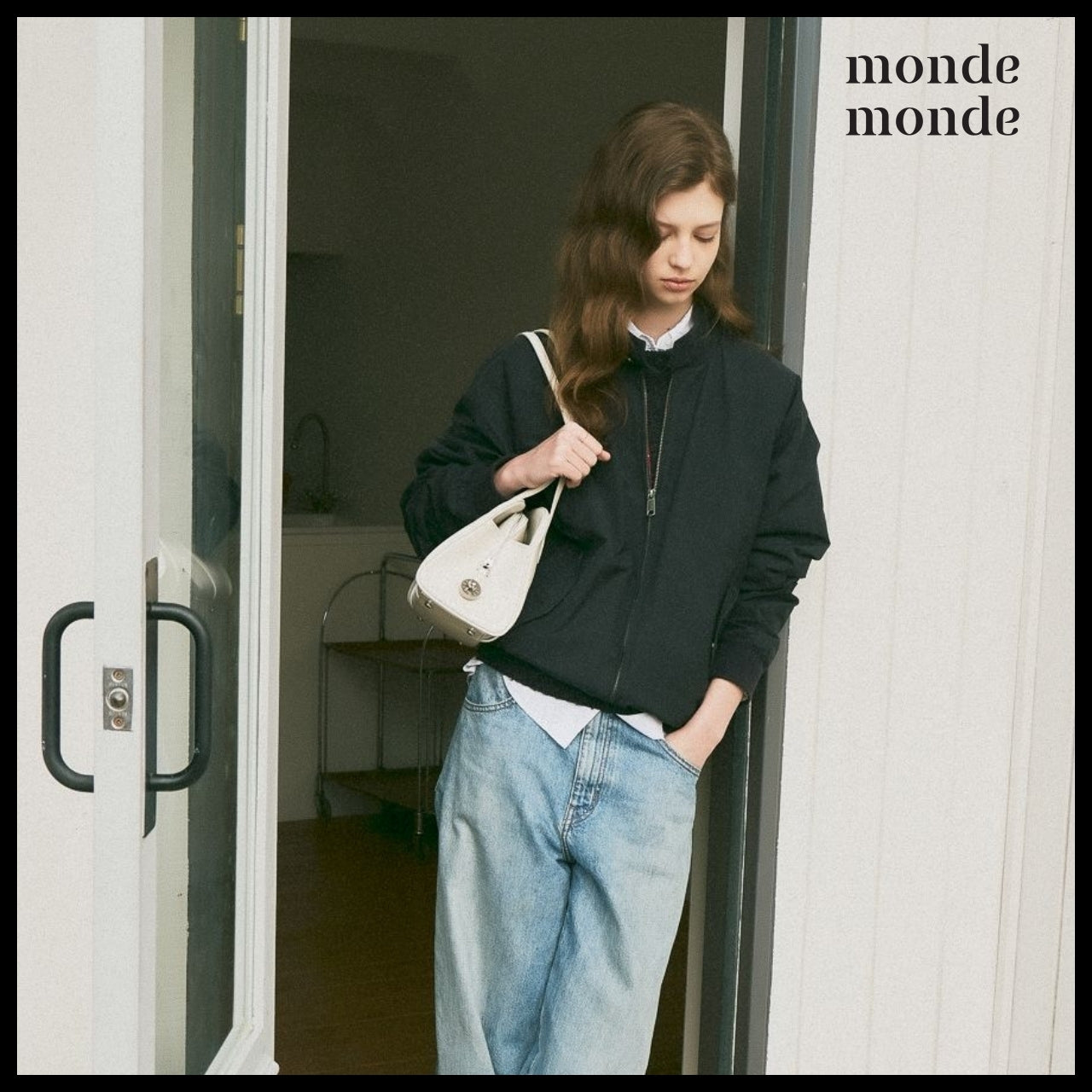 【monde monde】Moment Medium Shoulder Bag (4 Colors)
