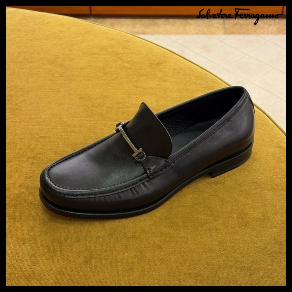 【FERRAGAMO】ROLO 22 GANCINI LEATHER LOAFERS BLACK