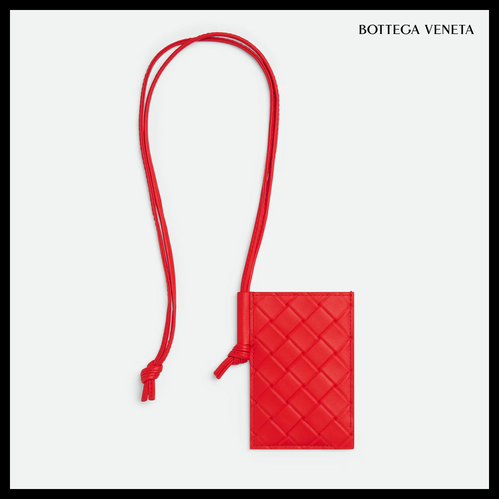 【BOTTEGA VENETA】Intrecciato Stamp Badge Holder 4 Colors