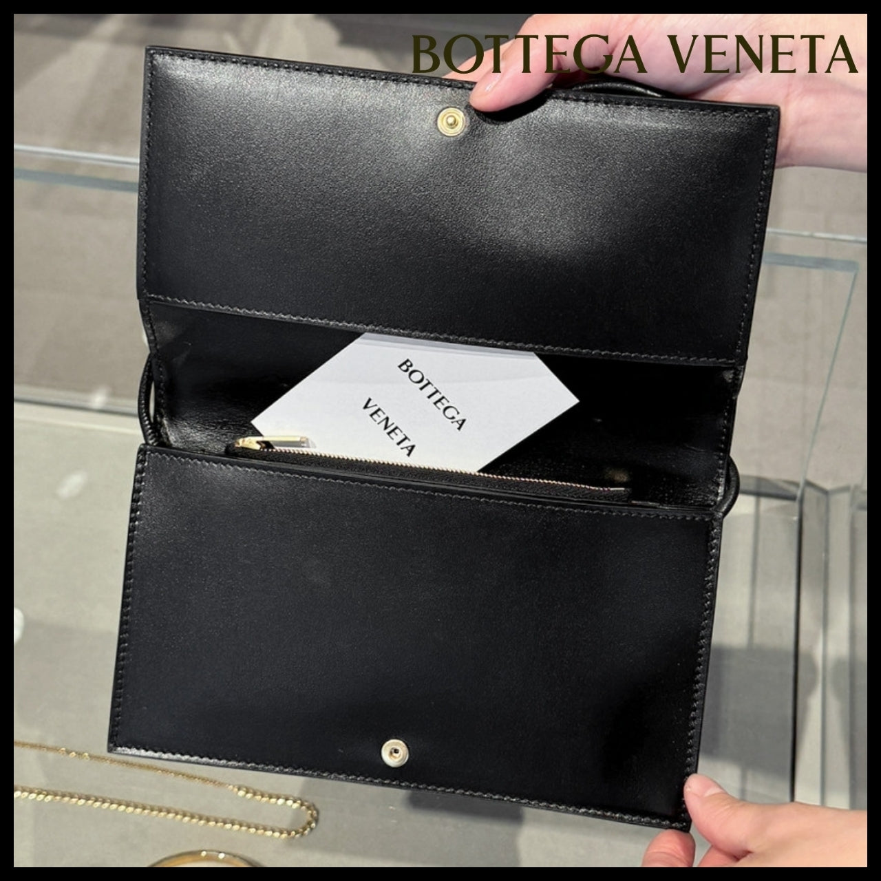 【Bottega Veneta】 Strap Wallet Black
