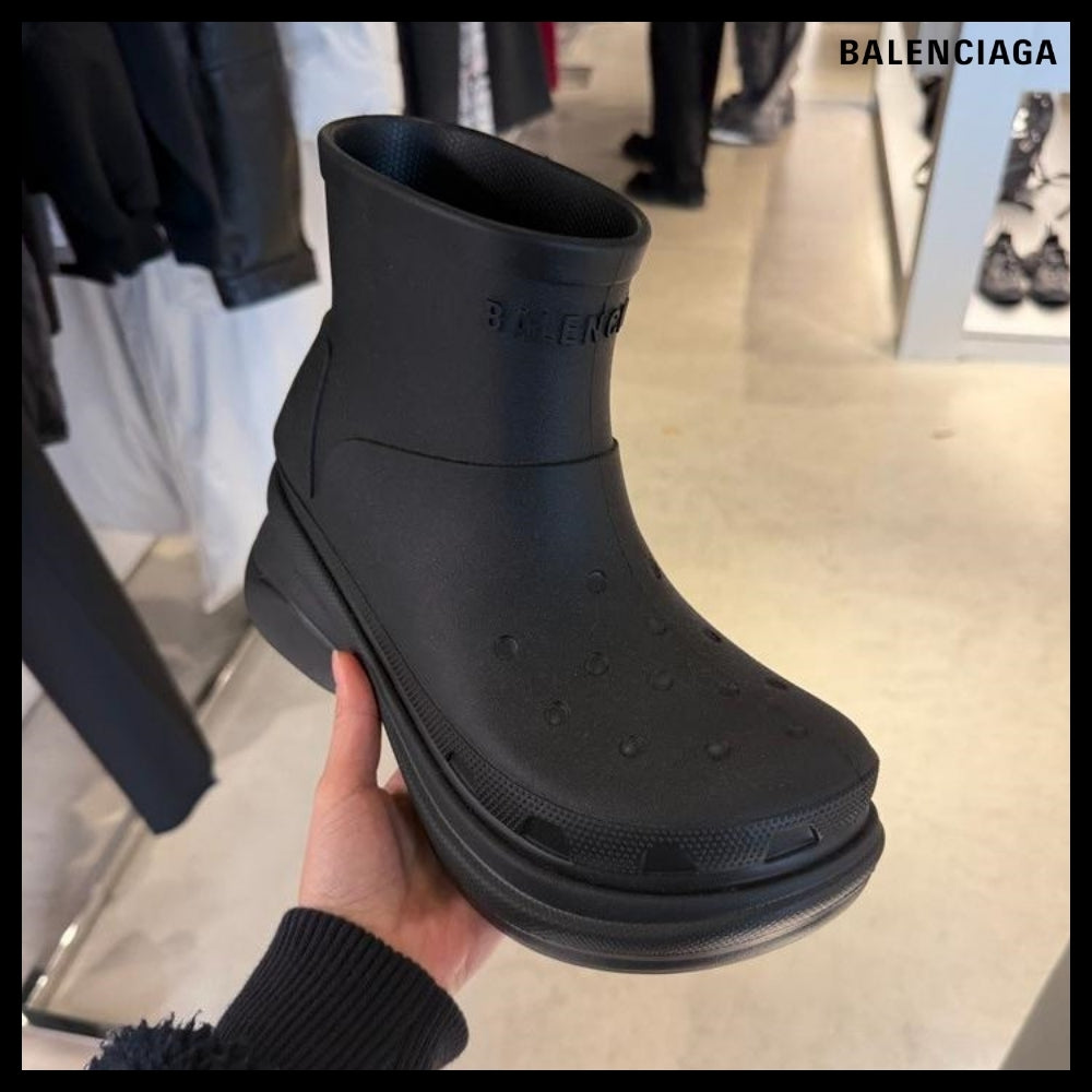 【BALENCIAGA】Rubber Men’s Ankle Boots Black