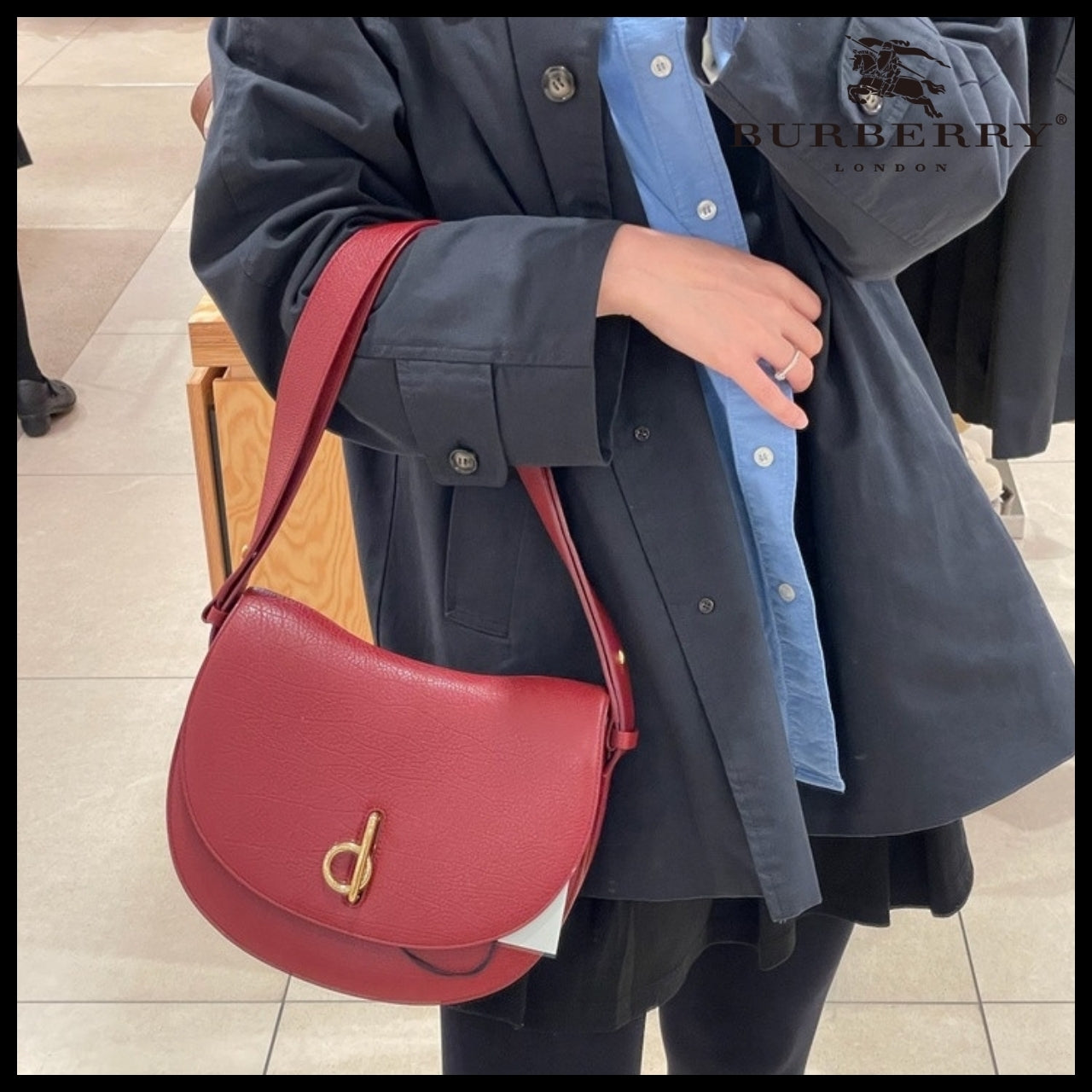 【Burberry】ROCKING Grain Leather Medium Shoulder Bag