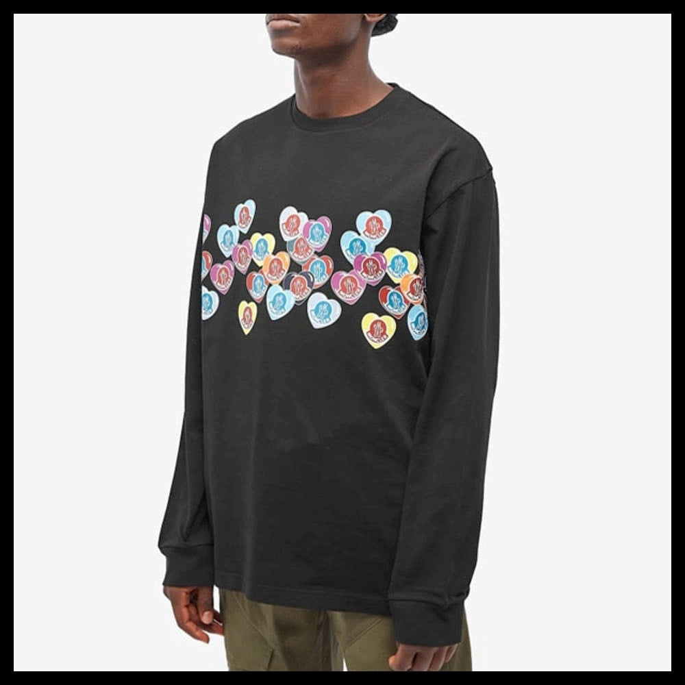 【MONCLER】Heart Logo Printed Crewneck Long Sleeve Black Men
