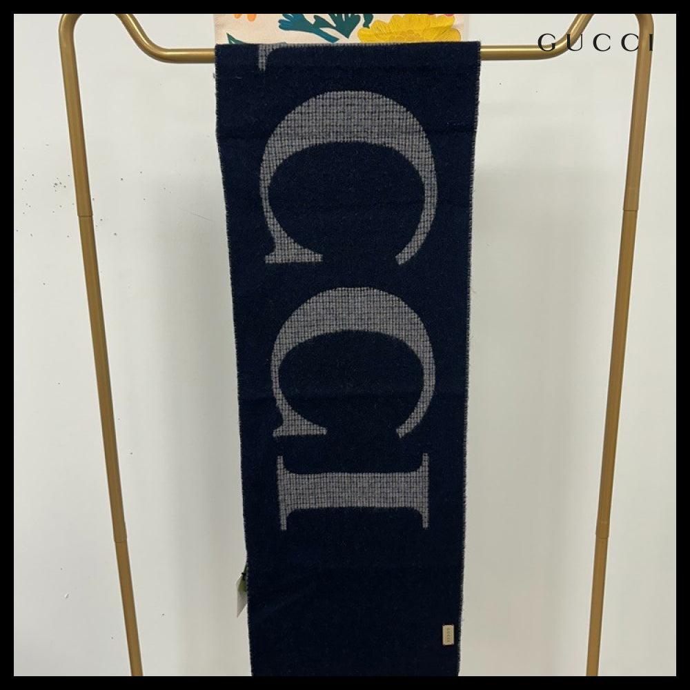 【GUCCI】Logo Jacquard Reversible Wool Blend Scarf Navy Grey