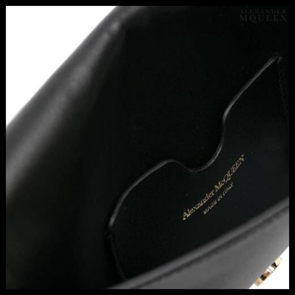 【Alexander Mcqueen】Seal Phone Mini Chain Bag