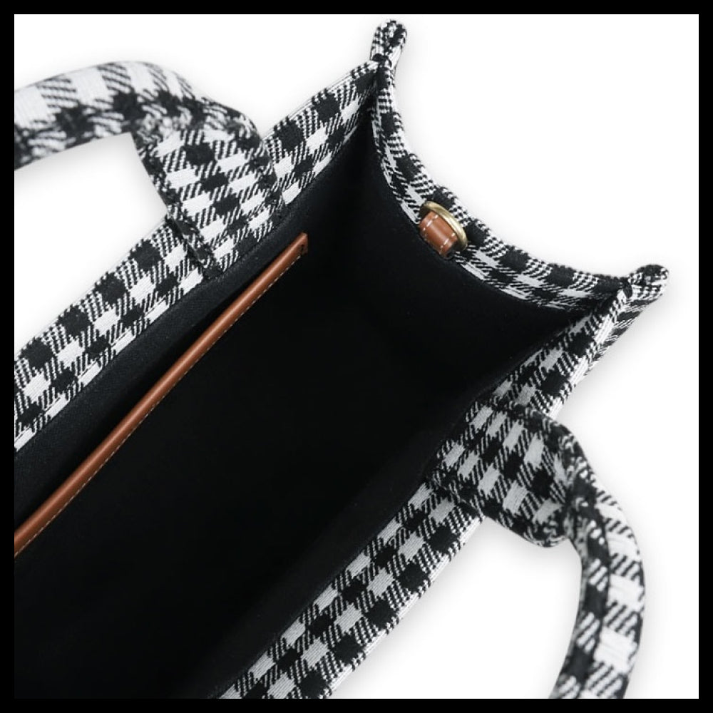【CELINE】Thais Triomphe Small Tote Bag Black White