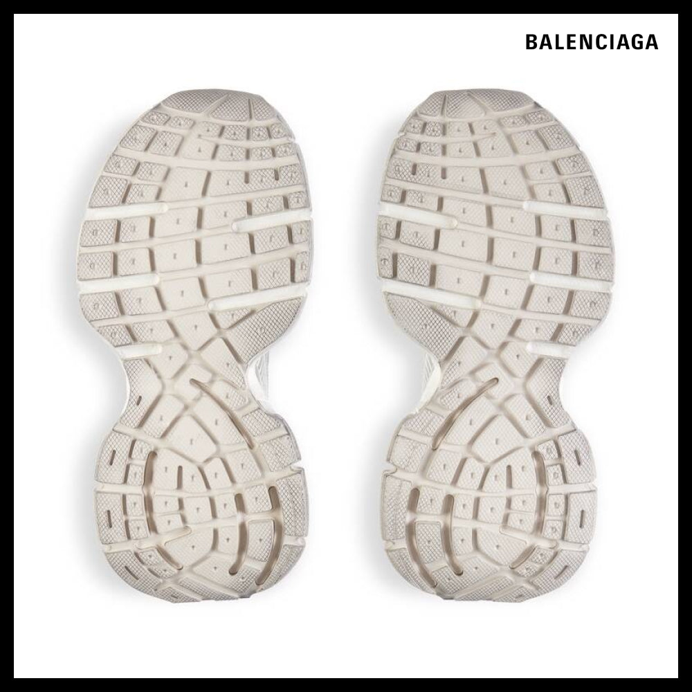 【BALENCIAGA】3XL Slip On Sneakers Eggshell