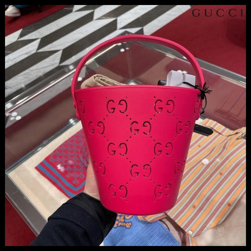 【GUCCI】パンチング モノグラム ラバー トートバッグ (3カラー)