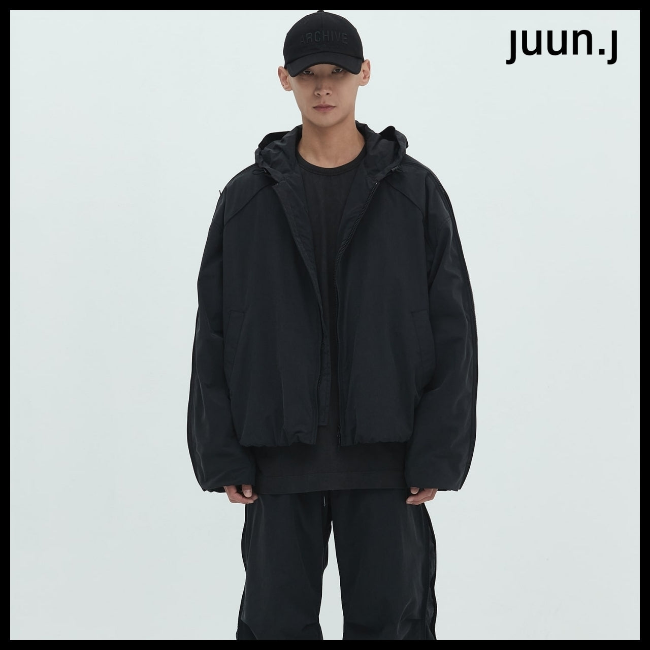 【JUUN.J】Salt Shrink Nylon Side Zipper Short Padded Hood