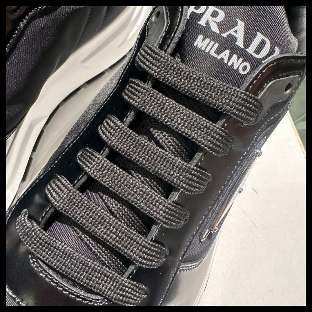【PRADA】Triangle Logo PRAX Sneakers Men