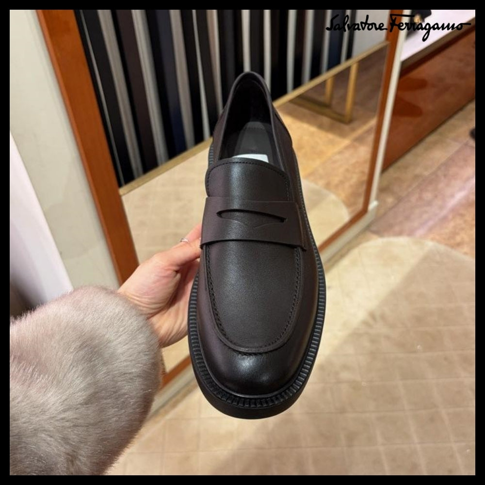 【FERRAGAMO】GROUND LEATHER PENNY LOAFERS DARK BROWN