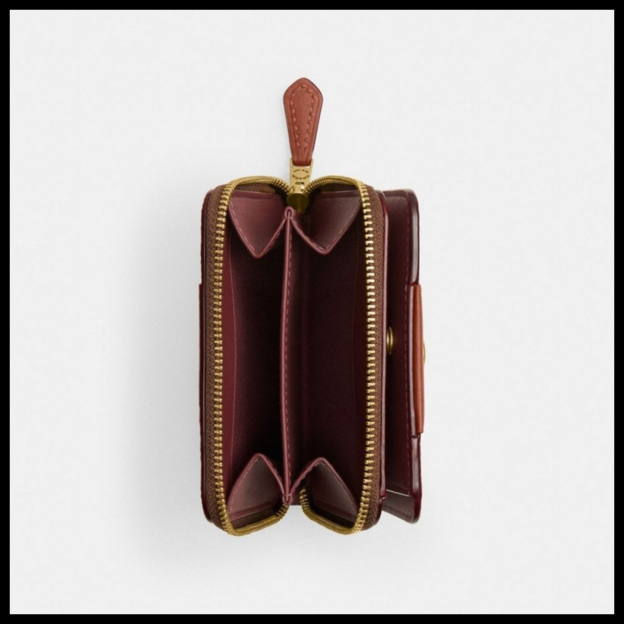 【Coach】Billfold wallet in colorblock signature canvas