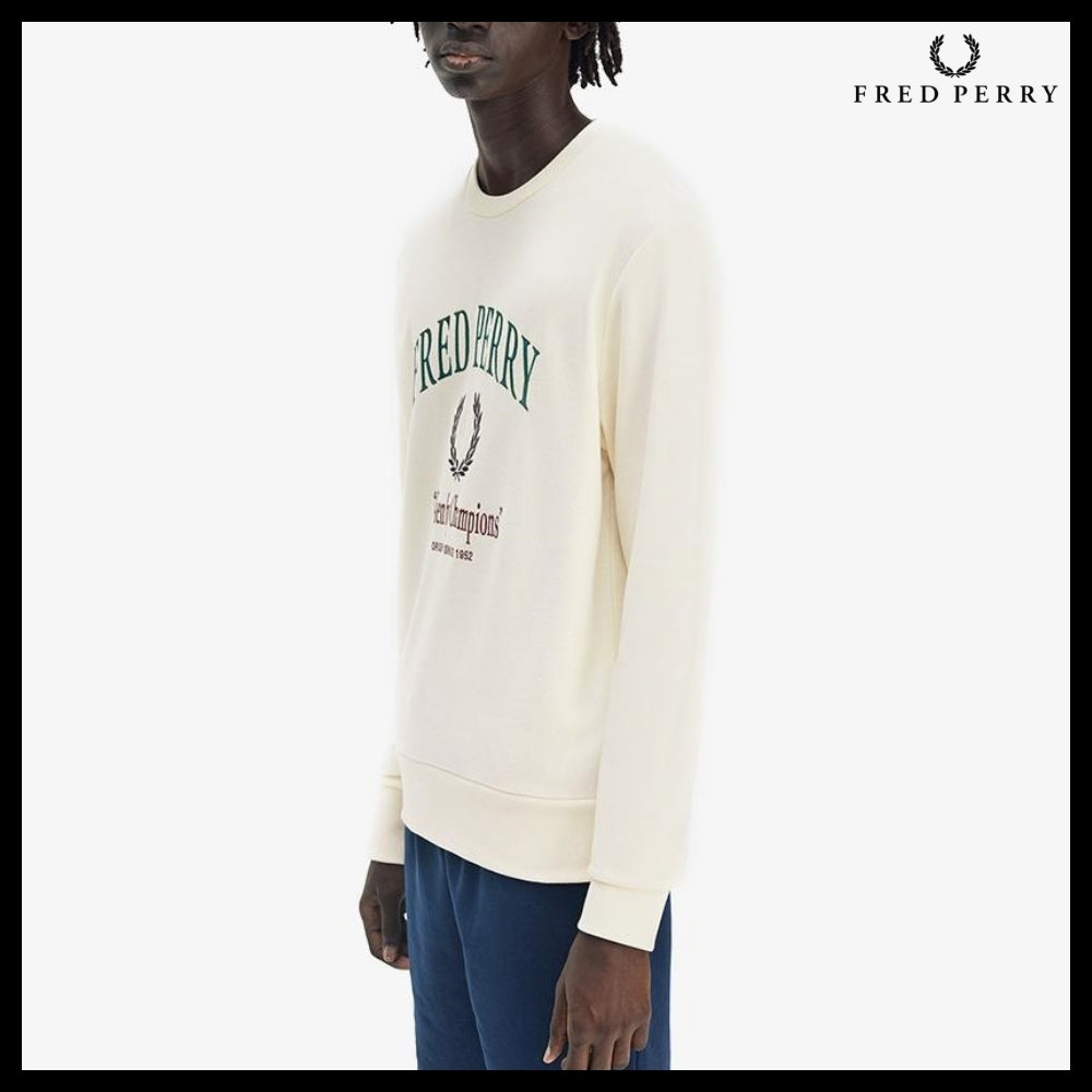 【FRED PERRY】Clubhouse Embroidered Champion Sweatshirt Ecru