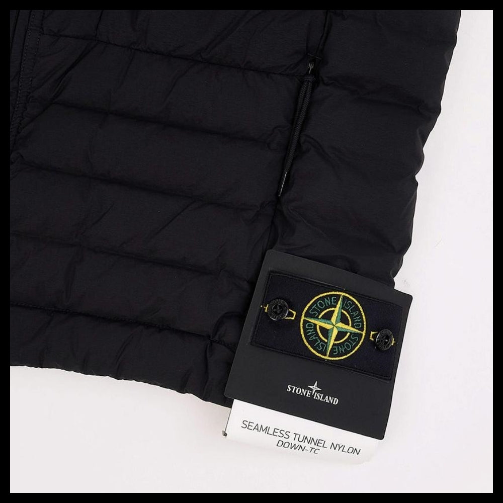 【STONE ISLAND】FW25 Men Seamless Tunnel Down Vest