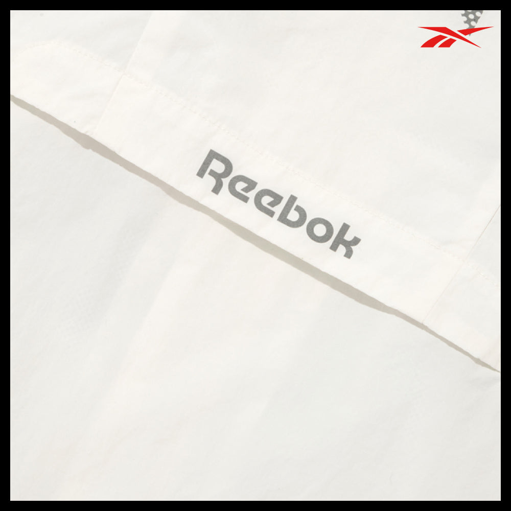 【REEBOK】Vector Flash Crop Windbreaker W Off White
