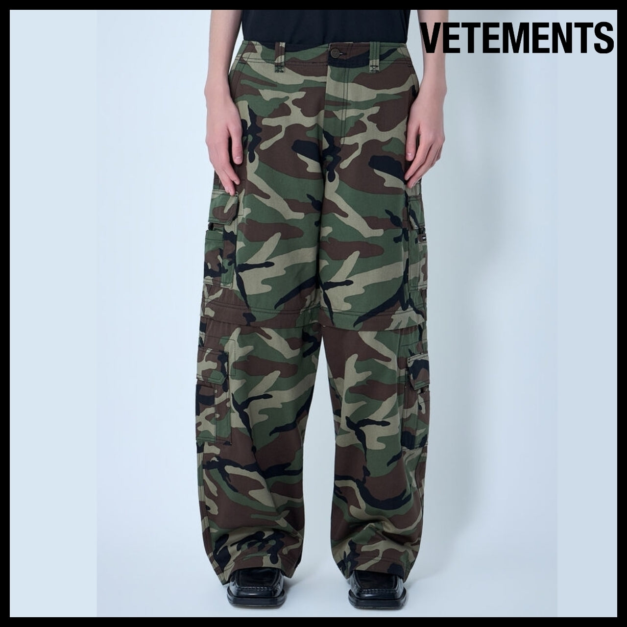 【VETEMENTS】Camo Cargo Pants