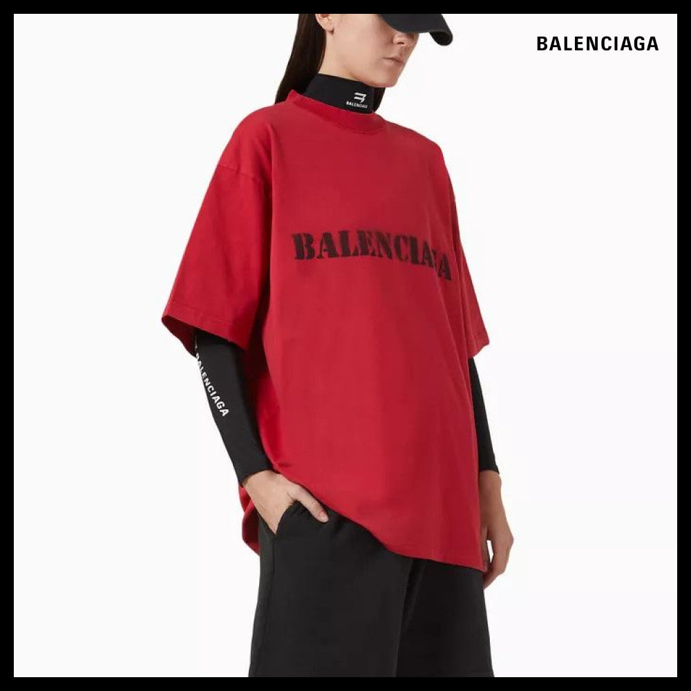 【BALENCIAGA】Stencil Type Medium Fit T-Shirt Red