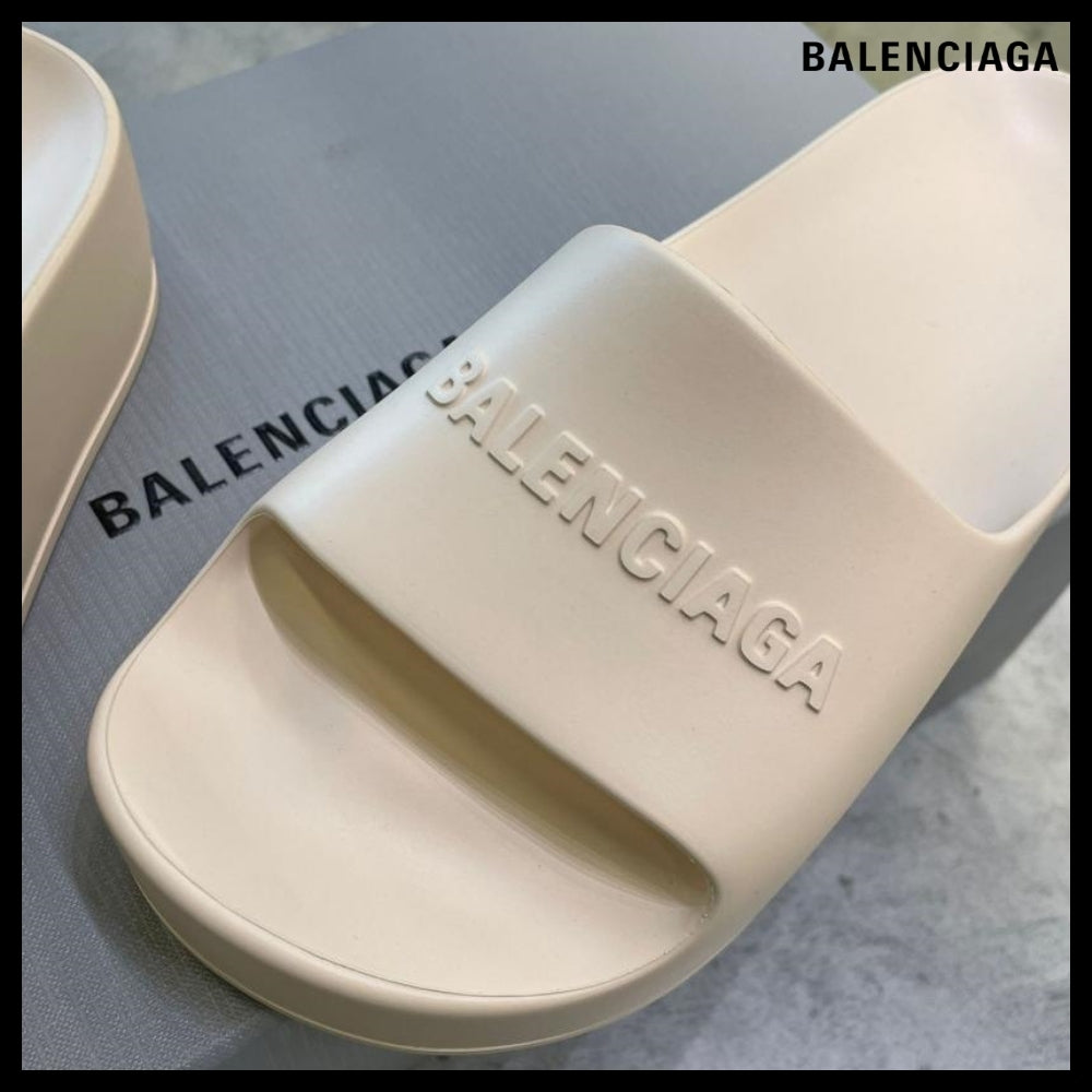 ★BALENCIAGAアウトレット セール ★Chunky Slide Sandal