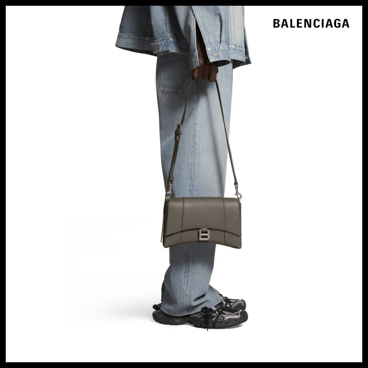 【BALENCIAGA】Downtown XS Crossbody Bag