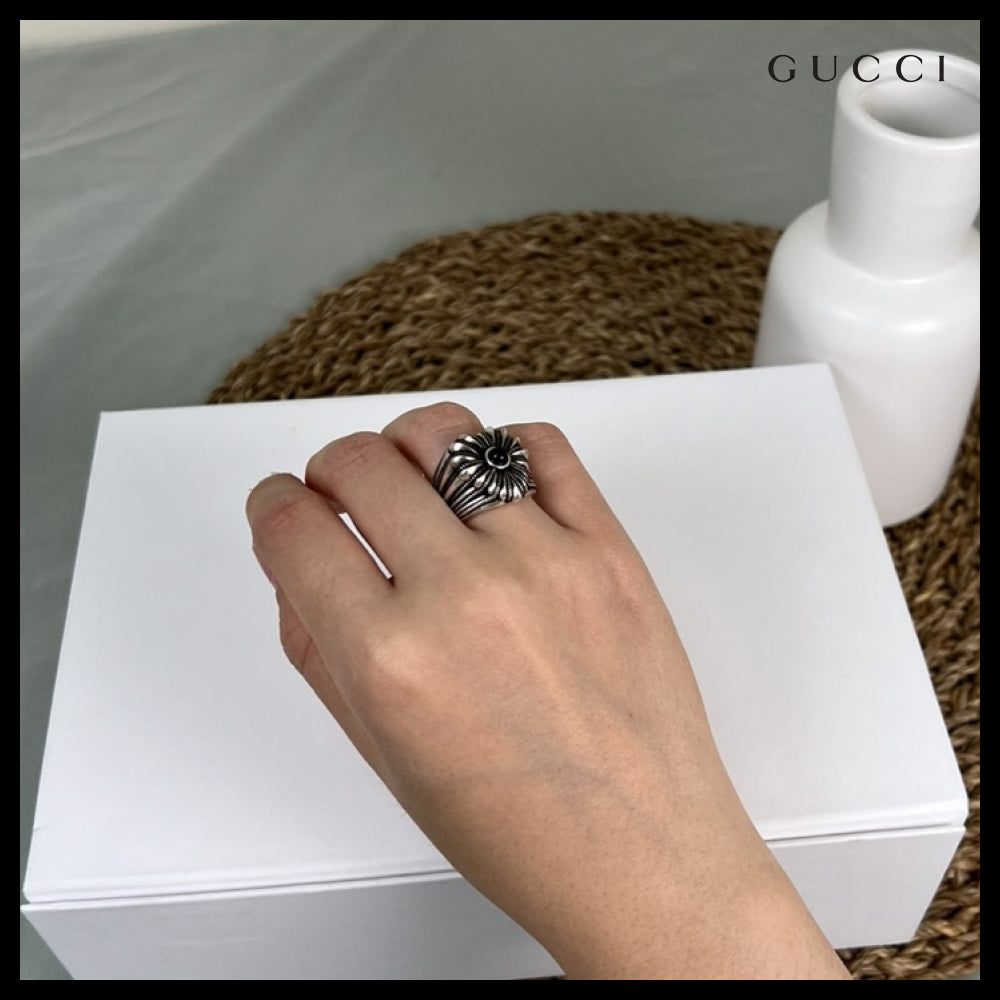 【GUCCI】Engraved Heart Sterling Ring Black