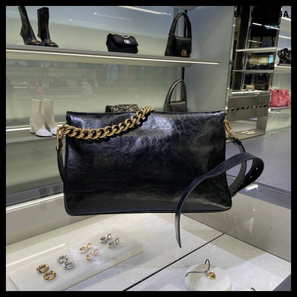 【BALENCIAGA】BB Soft Flap Bag L Black