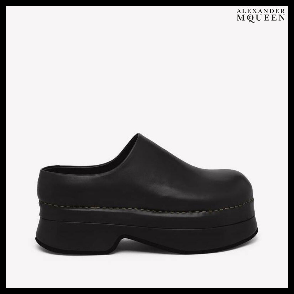 【Alexander Mcqueen】Black Calf Leather Stone Clog