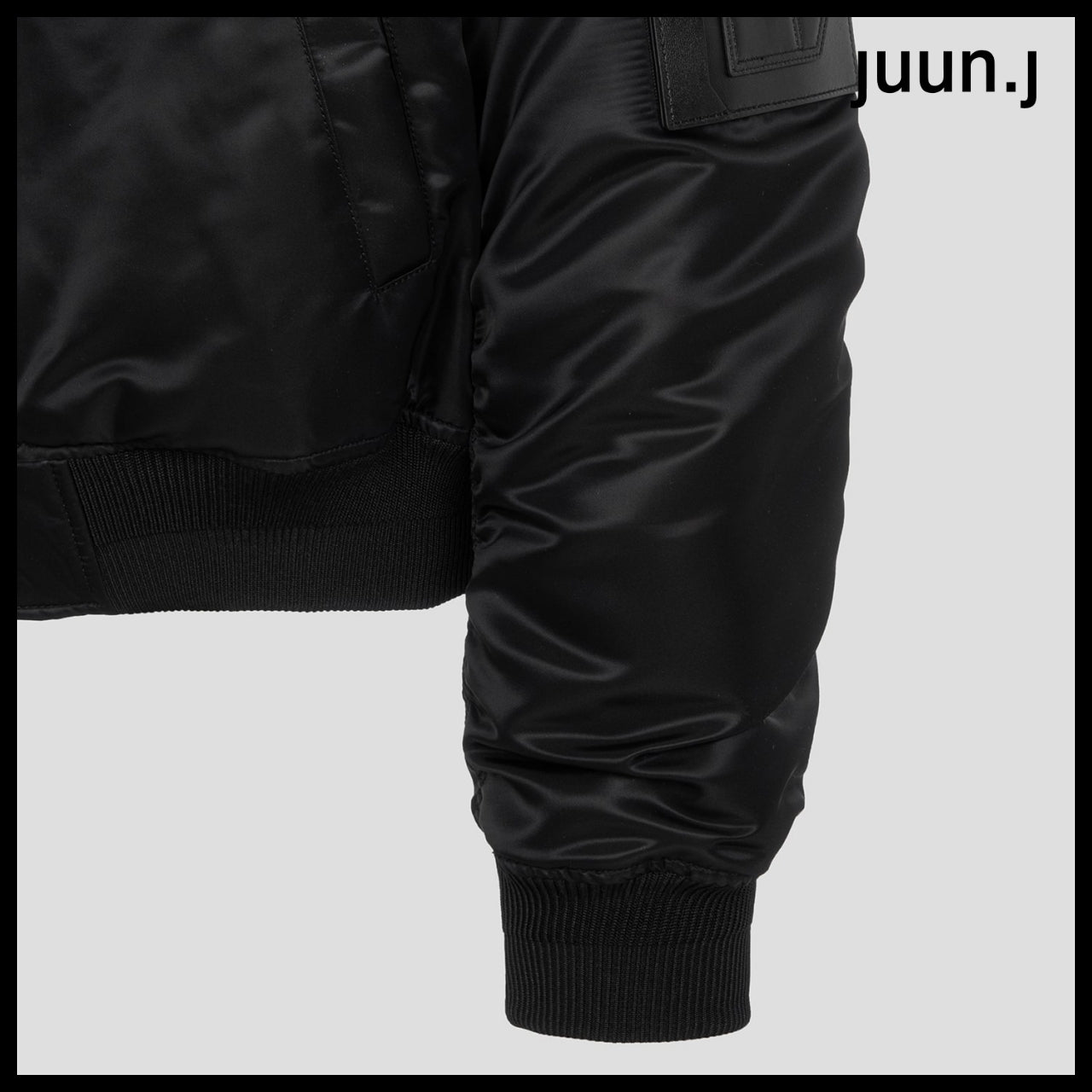 【JUUN.J】Detachable Sleeve Detail Hood Jumper Black