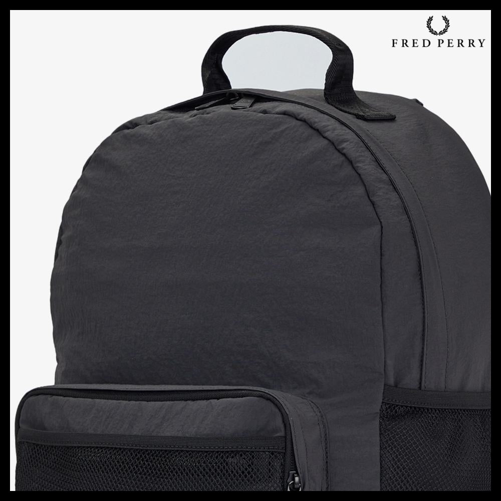 【FRED PERRY】Crinkle Nylon Mesh Backpack Anchor Gray