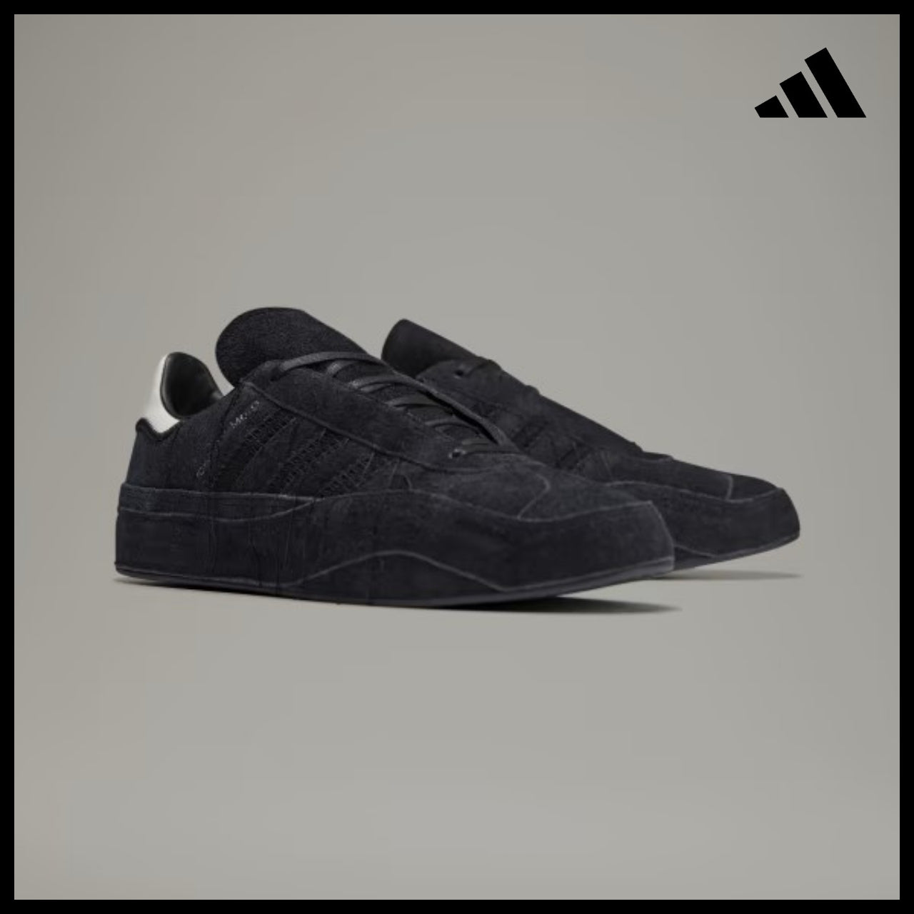【adidas】 Gazelle Black Sneakers