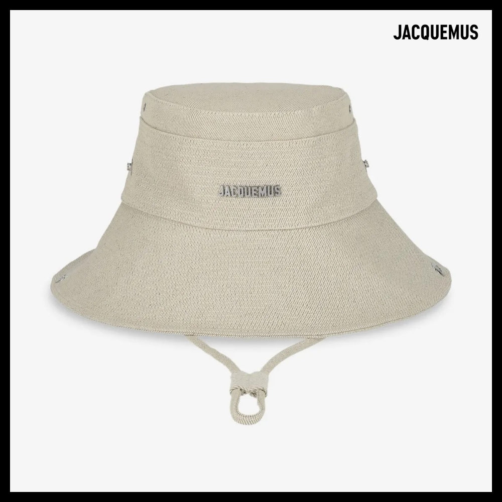 【JACQUEMUS】Le Bob De Nimes Bucket Hat Off White