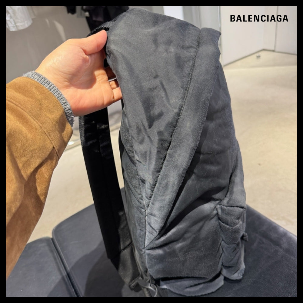 【BALENCIAGA】Explorer Logo Nylon Backpack Black